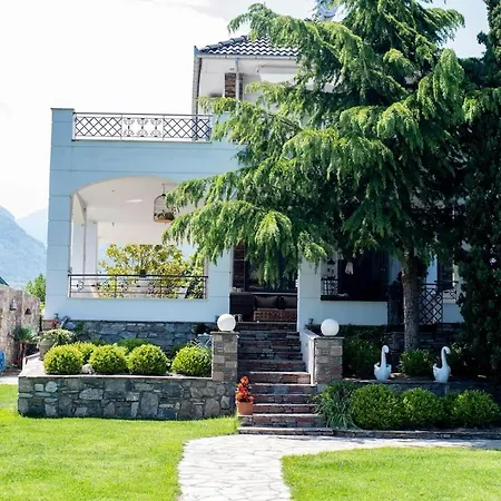 With Private Pool By The Coast Of Olympus *