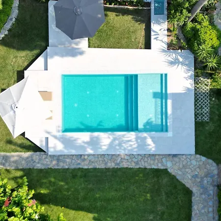فيلة With Private Pool By The Coast Of Olympus
