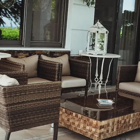 With Private Pool By The Coast Of Olympus *