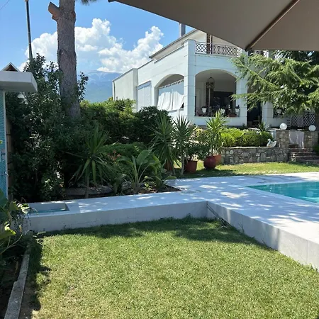 فيلة With Private Pool By The Coast Of Olympus
