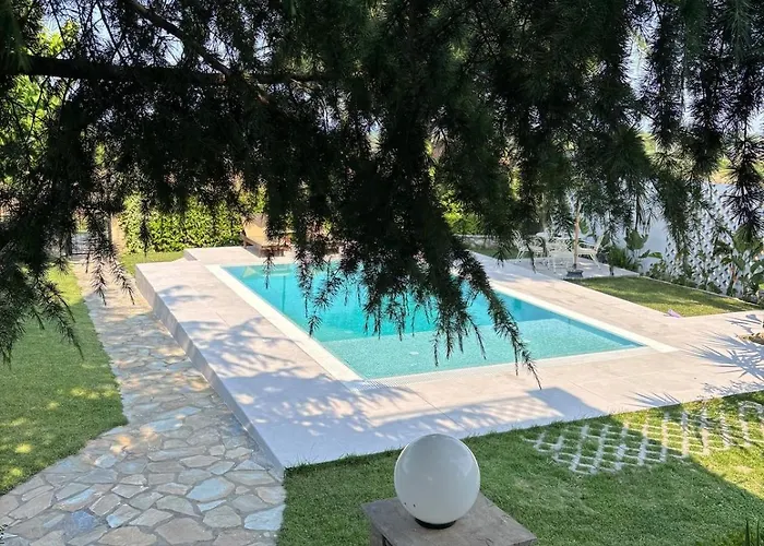 With Private Pool By The Coast Of Olympus *